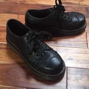 Dr Martens AirWair 8651 New Zoe 5 Eye Cap Shoe